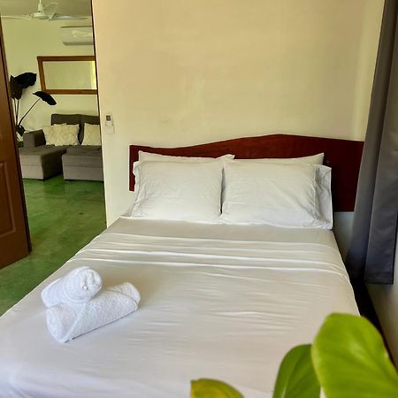 Villas Jacquelina Кепос Екстериор снимка